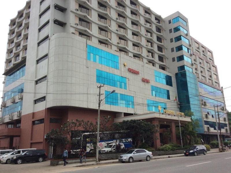 Yuzana Hotel Rangoon Buitenkant foto